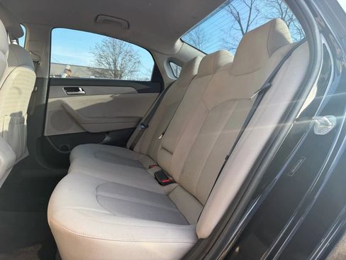 Used 2019 Hyundai Sonata SE image 12