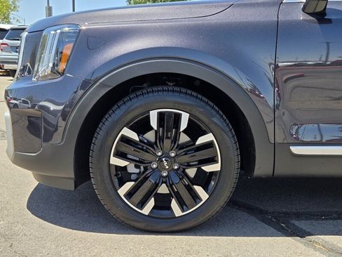 Certified 2025 Kia Telluride SX FWD image 10