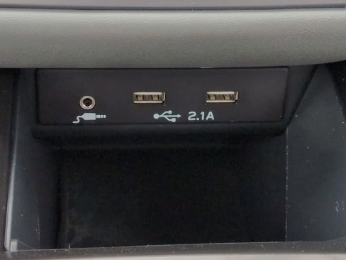 Certified 2022 Subaru Outback Premium image 31