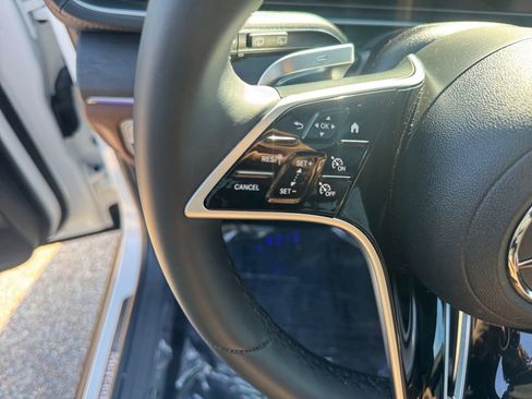 Certified 2024 Mercedes-Benz GLE 350 4MATIC image 18