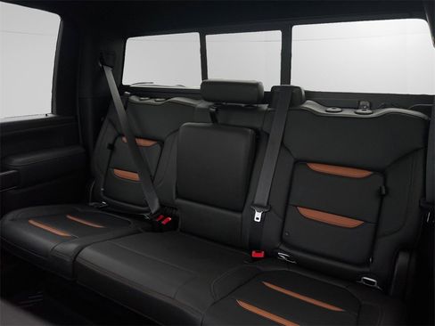 Used 2022 GMC Sierra 2500 AT4 image 18