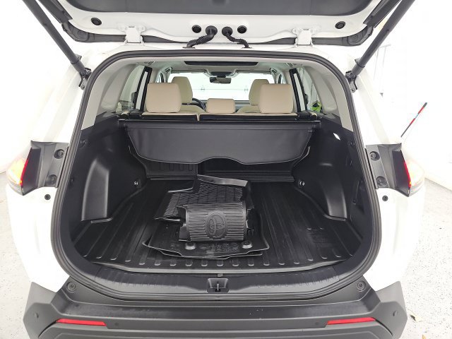 Used 2026 Toyota RAV4 XLE Premium w/ Panoramic Sun Roof Package AWD/4WD image 34