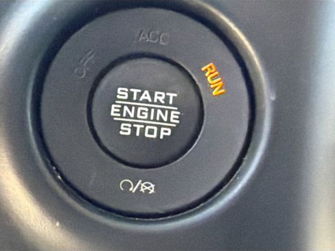 Used 2021 Jeep Wrangler Unlimited Rubicon w/ Safety Group image 32