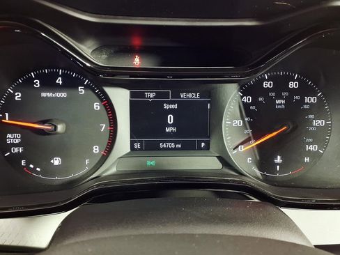 Used 2025 Chevrolet Trax LS image 17