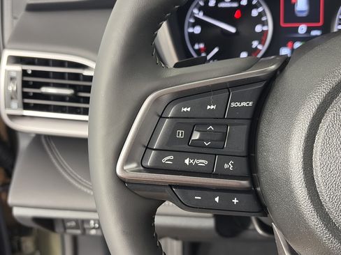 Used 2025 Subaru Outback Touring XT AWD/4WD image 29