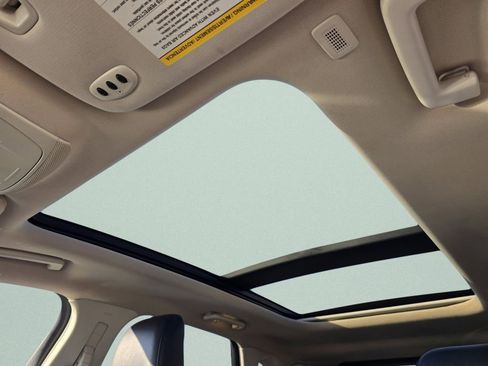 Used 2020 Ford Edge Titanium w/ Equipment Group 301A image 4