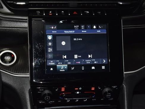 Certified 2023 Jeep Grand Cherokee Altitude AWD/4WD image 17