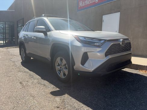 Used 2024 Toyota RAV4 XLE AWD/4WD image 3