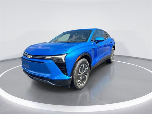 New 2025 Chevrolet Blazer EV LT image 4