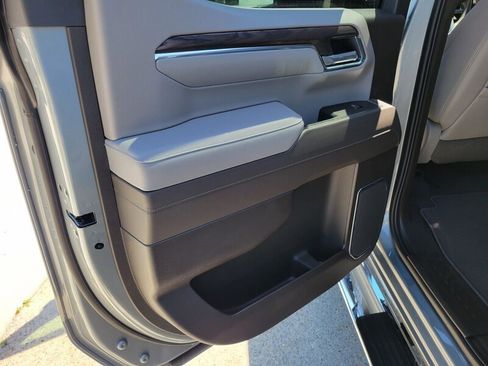 New 2026 GMC Sierra 1500 SLT w/ SLT Premium Package AWD/4WD image 28
