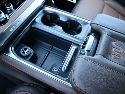 New 2026 Ford Expedition King Ranch AWD/4WD image 10