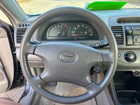 Used 2003 Toyota Camry LE image 14