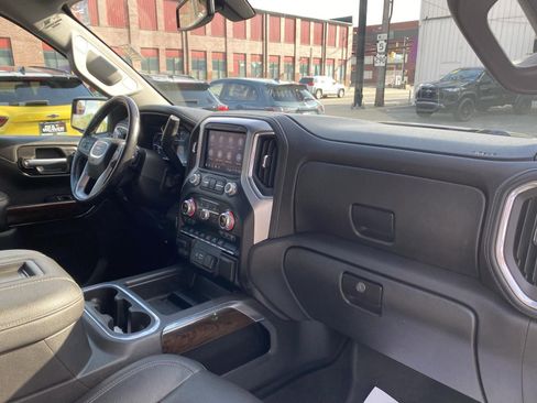 Certified 2021 GMC Sierra 1500 SLT w/ SLT Premium Package AWD/4WD image 30