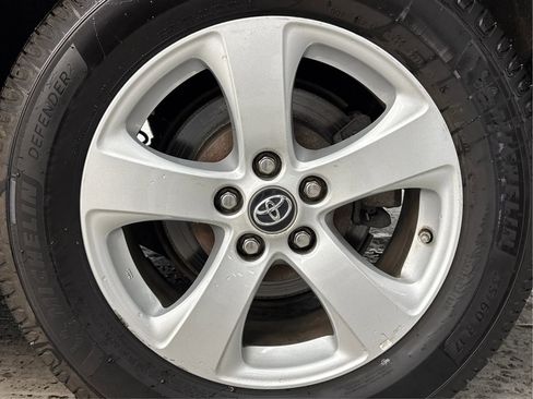 Used 2020 Toyota Sienna LE image 31