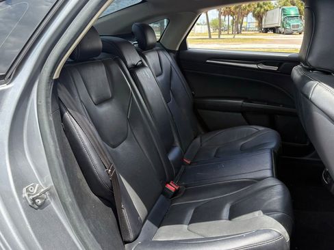 Used 2020 Ford Fusion Titanium AWD/4WD image 13