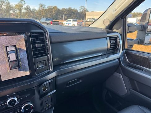 New 2026 Ford F350 Lariat w/ Black Appearance Package image 38