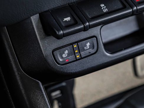 Used 2016 Chevrolet Colorado Z71 AWD/4WD image 31