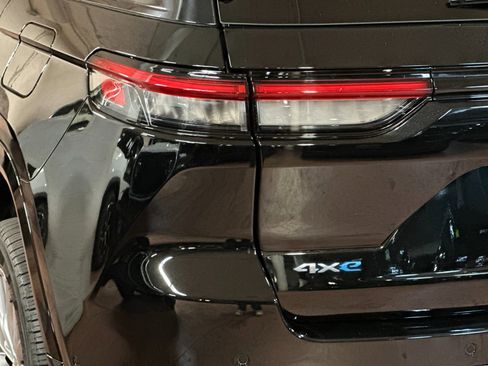 Used 2023 Jeep Grand Cherokee Summit w/ Advanced Protech Group IV image 26