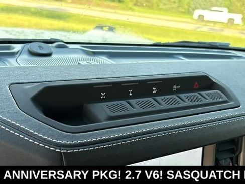 New 2026 Ford Bronco Outer Banks w/ Sasquatch Package AWD/4WD image 16