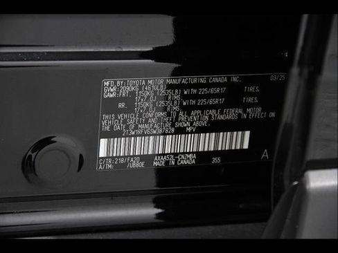 Used 2025 Toyota RAV4 XLE FWD image 23