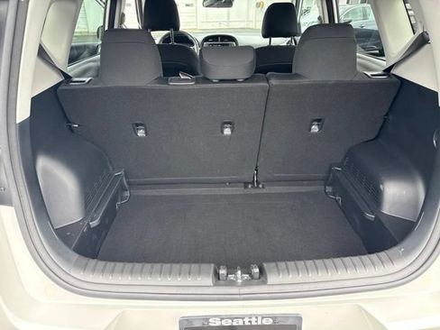 Certified 2025 Kia Soul LX FWD image 11