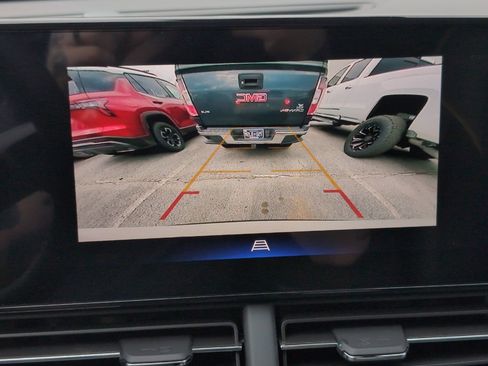 Used 2026 Chevrolet Trax ACTIV w/ Driver Confidence Package FWD image 20