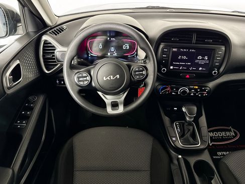 Used 2023 Kia Soul LX w/ Option Group 015 image 21