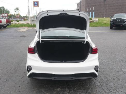 Used 2024 Kia Forte LXS FWD image 15