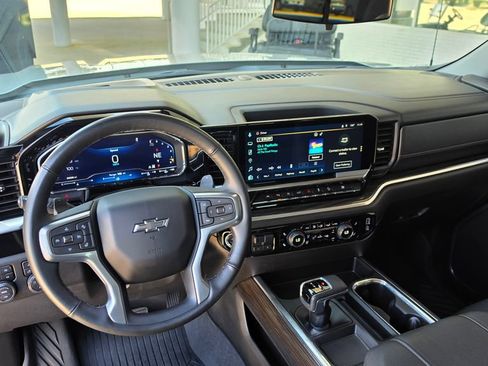 Used 2024 Chevrolet Silverado 1500 RST w/ All Star Edition Plus AWD/4WD image 8