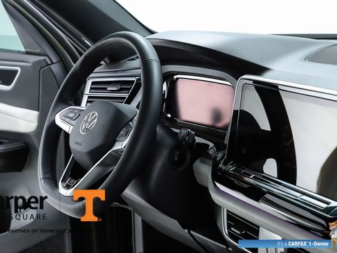 Used 2025 Volkswagen Atlas Cross Sport SEL Premium R-Line image 74