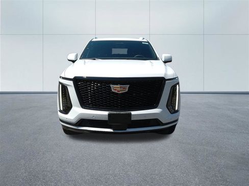 New 2026 Cadillac Escalade ESV Sport w/ Touring Package AWD/4WD image 5