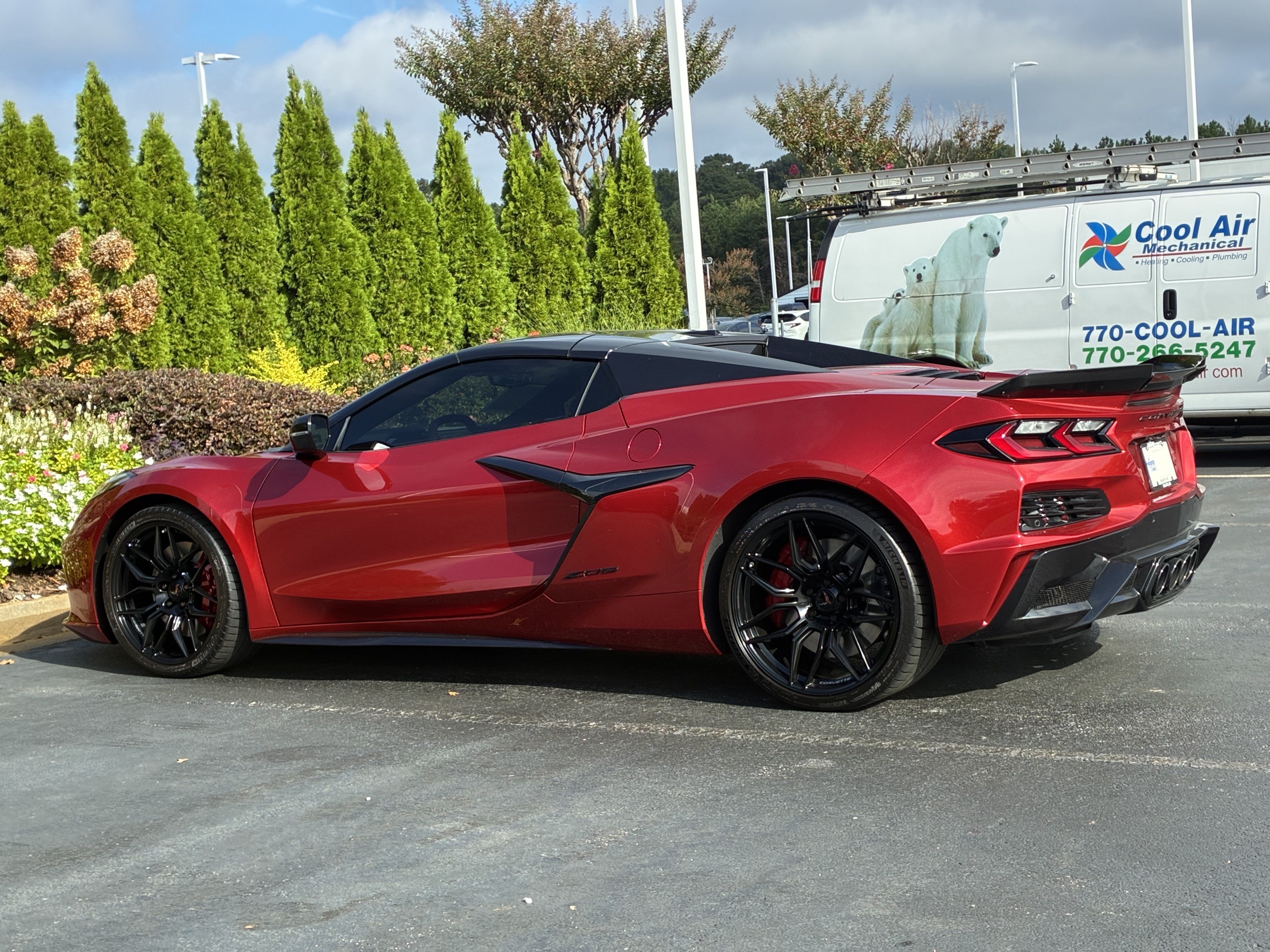Used 2025 Chevrolet Corvette Z06 RWD image 9