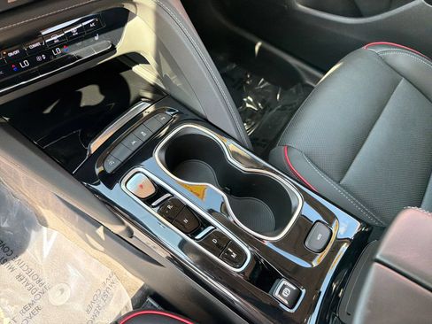 Used 2023 Buick Envision Essence w/ Sport Touring Package FWD image 27