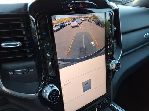 Used 2025 RAM 1500 Big Horn image 22