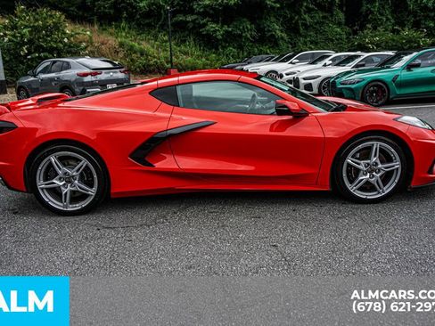 Used 2021 Chevrolet Corvette Stingray Preferred Cpe w/ Z51 Performance Package RWD image 8