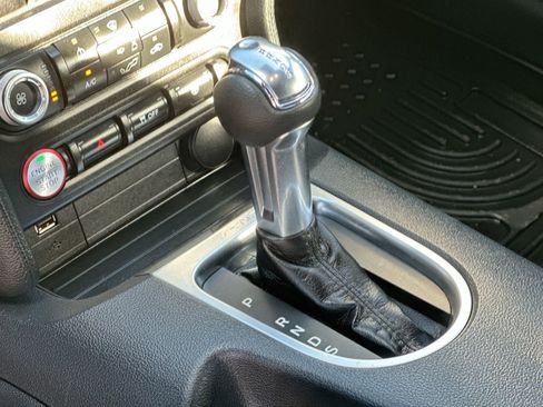 Used 2022 Ford Mustang GT w/ Black Accent Package image 19