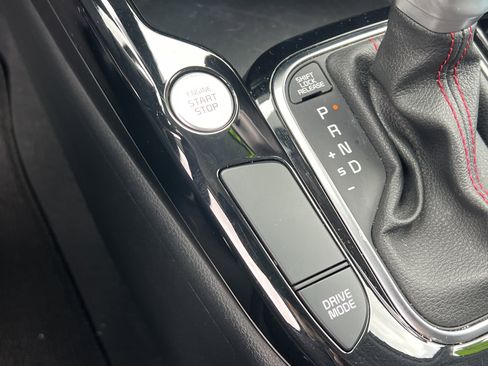 Certified 2025 Kia Soul GT-Line image 31