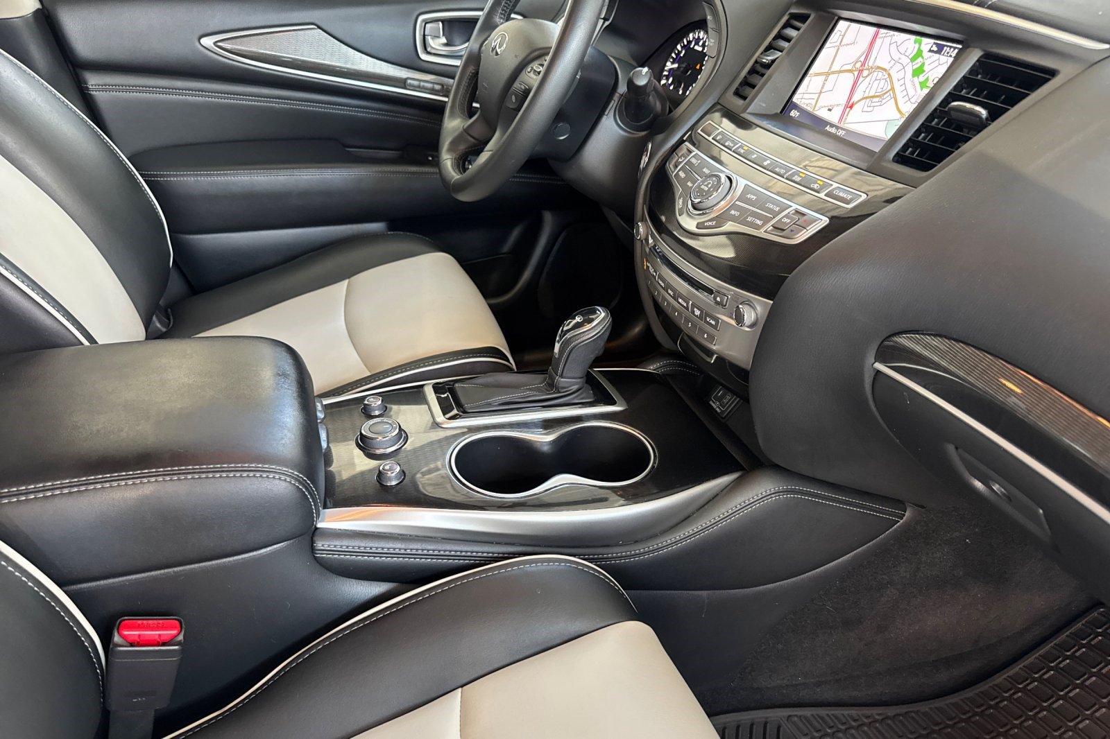 Used 2020 INFINITI QX60 Signature Edition AWD/4WD image 21