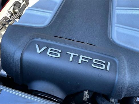 Used 2017 Audi Q5 3.0T Premium Plus w/ Technology Package image 33