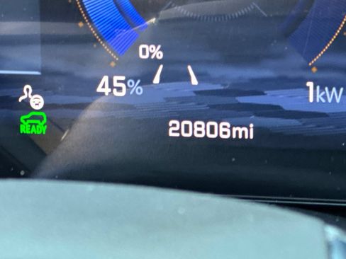Used 2024 Chevrolet Equinox EV LT FWD image 3