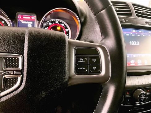 Used 2019 Dodge Journey Crossroad FWD image 18