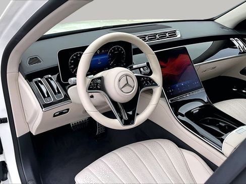 Certified 2023 Mercedes-Benz S 500 4MATIC w/ AMG Line image 18