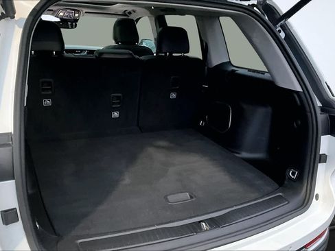 Used 2022 Jeep Grand Cherokee Limited 4xe image 19