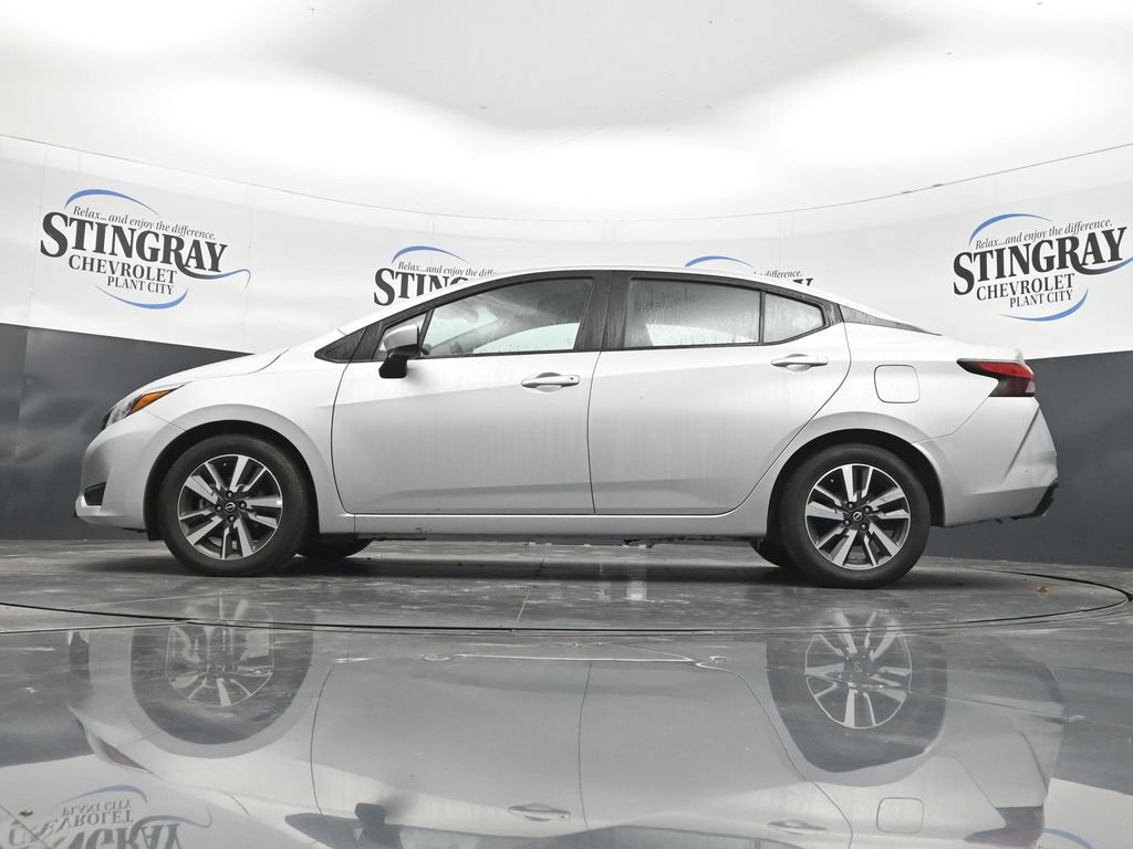 Used 2025 Nissan Versa SV FWD image 29