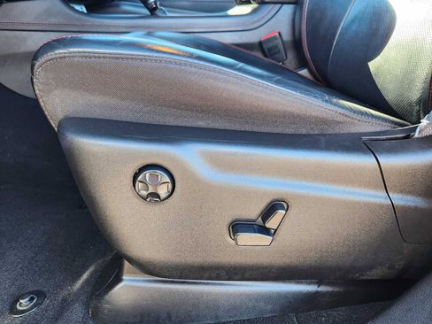 Used 2024 Dodge Durango GT image 8