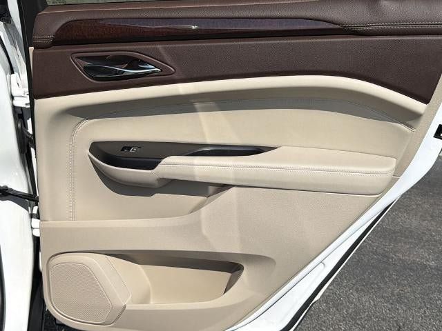 Used 2016 Cadillac SRX Luxury w/ Driver Awareness Package FWD image 16