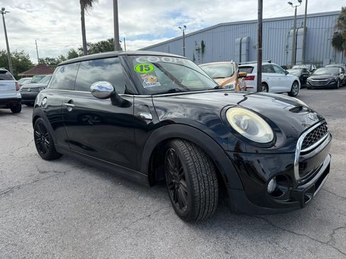 Used 2015 MINI Cooper S image 3