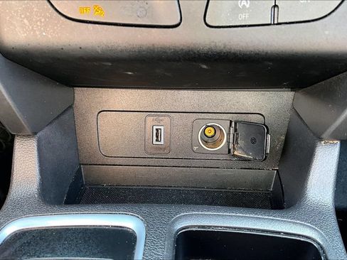 Used 2018 Ford Escape SE FWD image 31
