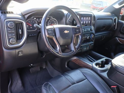 Used 2021 Chevrolet Silverado 1500 High Country w/ Technology Package image 5