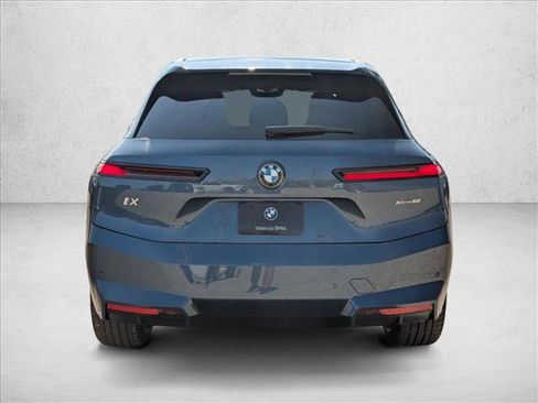 New 2026 BMW iX xDrive60 image 8